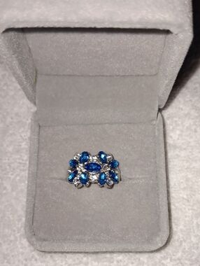 Elegant Blue Faux Gemstone Ring Size 9 NWOT